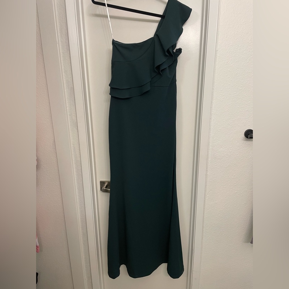 Lulus Emerald One shoulder Maxi Dress